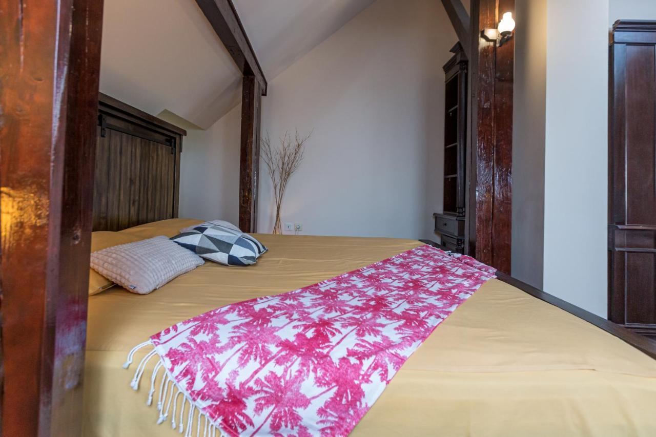 Casa Chintoan - Adult Only Bed & Breakfast Constanta Ngoại thất bức ảnh