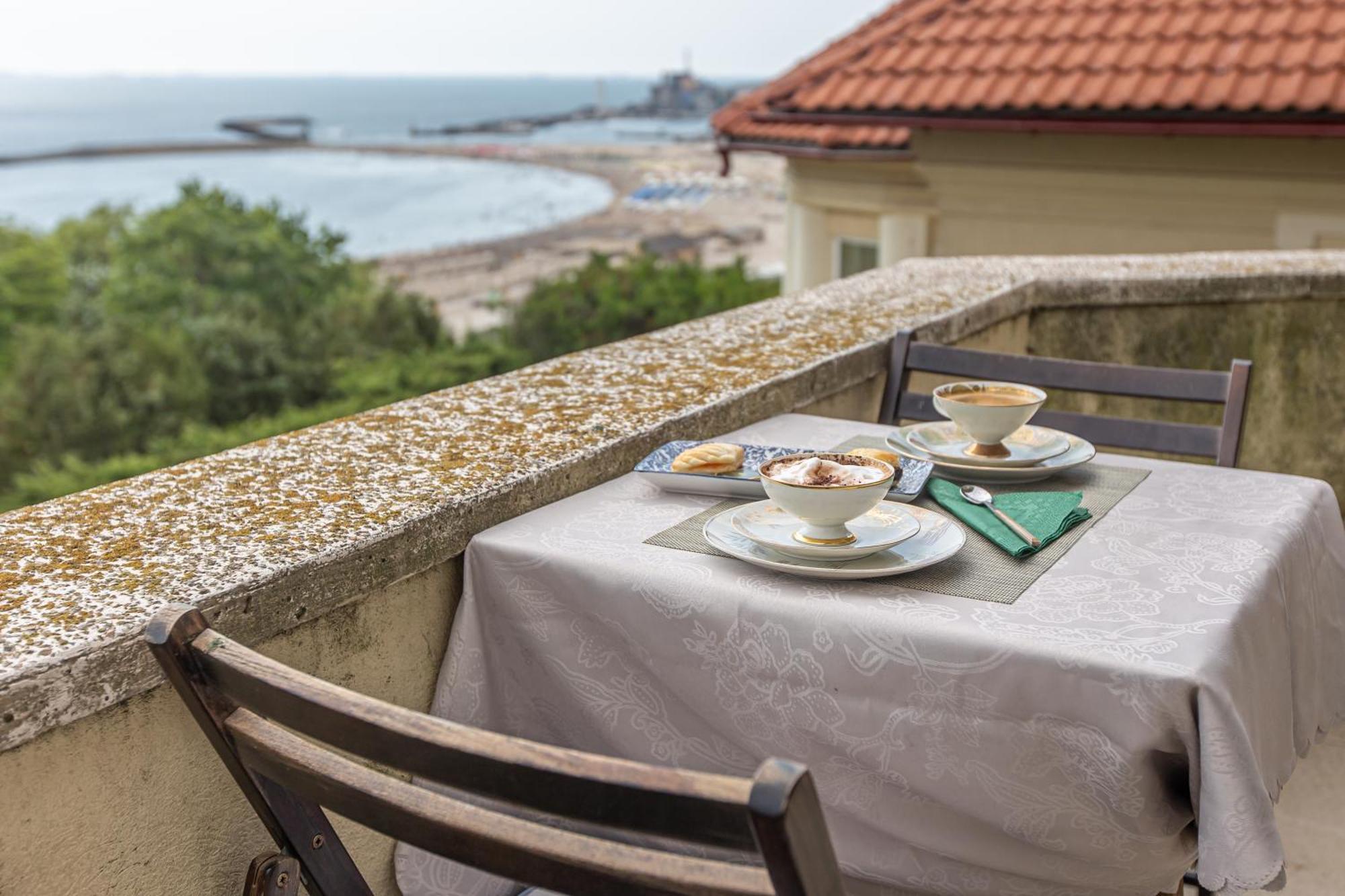 Casa Chintoan - Adult Only Bed & Breakfast Constanta Ngoại thất bức ảnh